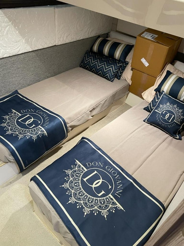 Imagem 11 de 25 de Sessa F42 Fly 2018 | Beneteau Cimitarra Solara Fly Sedna