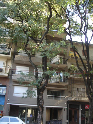 Av José María Moreno Al 800 - Caballito - Cap Fed - 3 Amb Al Fte Balcón Y Amenities