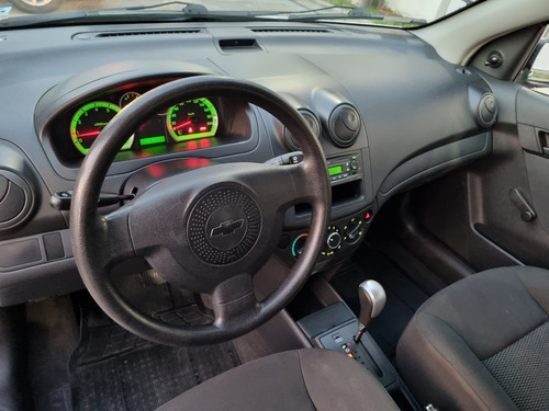 Imagen 8 de 13 de Chevrolet Aveo Paq J Ls Automatico