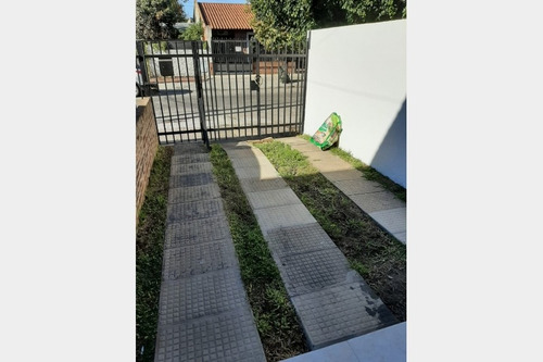 Imagen 2 de 11 de Duplex En Venta En Moron