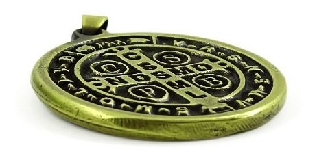 Imagem 2 de 6 de 10 Medalhas De São Bento De 1,6x1,6cm