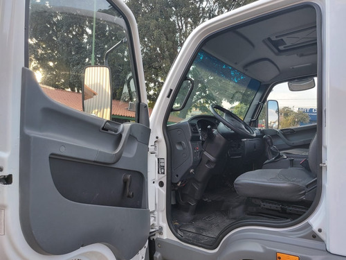 Imagem 13 de 25 de Mercedes Benz Mb Accelo 1016 Ano 2017 Plataforma Guincho