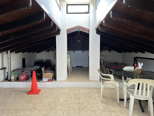 Casa En Pueblo General Belgrano