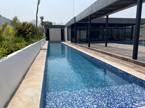Preventa Casa De Un Piso En Privada Con Casa Club, Conkal