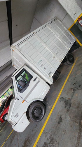 Camion Iveco Daily 49-12 Con Caja Cerrada 4200kg Vtv Al Dia