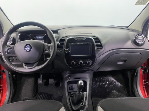 Imagen 10 de 12 de Renault Captur 2.0 Zen Mt 2019-imolaautos