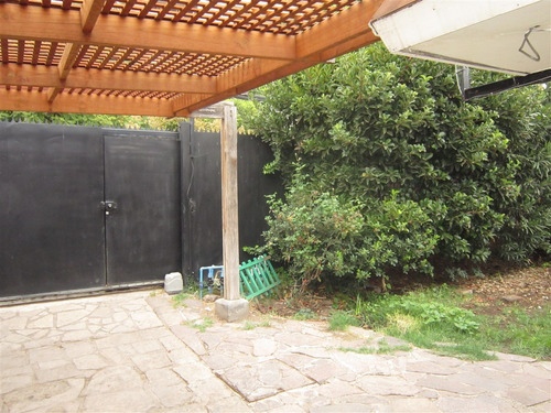 Excelente Casa En Venta De 4 Dorm. En Sector Alto Las Condes