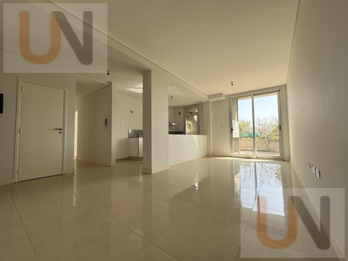 Departamento - Av. Peron
