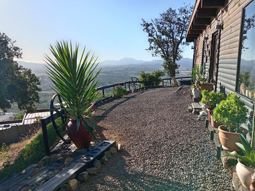 Venta De Parcela Con Casa En Lomas De San Isidro, Quillota