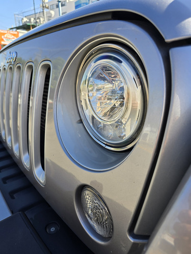 Jeep Wrangler 3.7 Unlimited Sahara 3.6 4x4 At