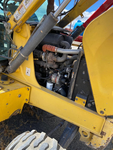 Retroexcavadora New Holland 2015 - Mexicana Mod. B90b