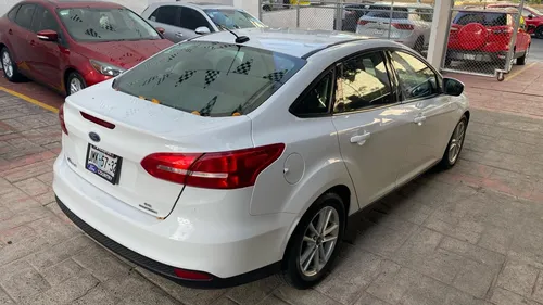 Ford Focus 2.0 S At