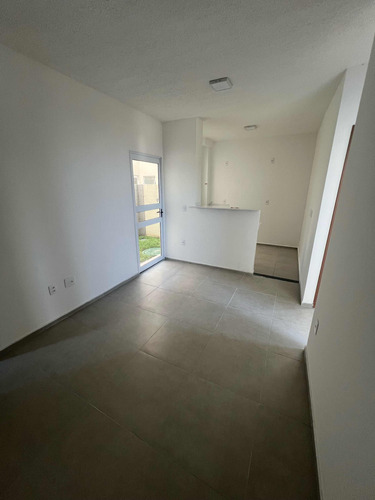 Apartamento Novíssimo, Com Área Privativa Em Parnamirim/rn