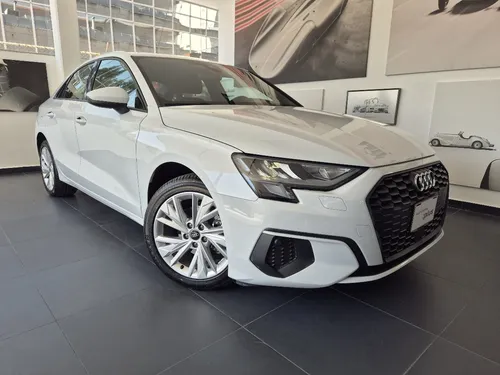 Audi A3 1.4 Sedán 35tfsi Dynamic At Dsg