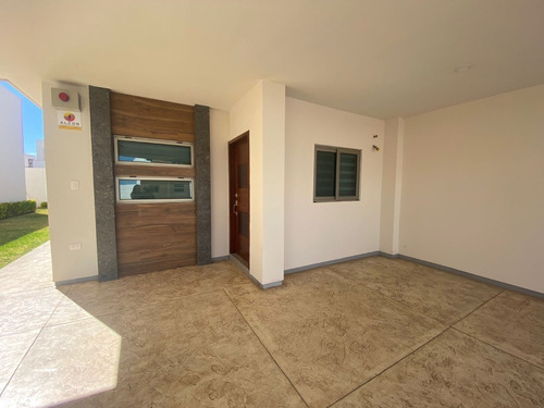 Casa A Estrenar En Residencial Privado Los Mochis, Sinaloa.