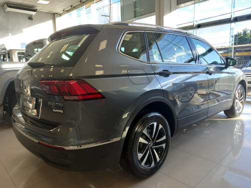 Imagen 5 de 16 de Volkswagen Tiguan Life 350 Tsi 6