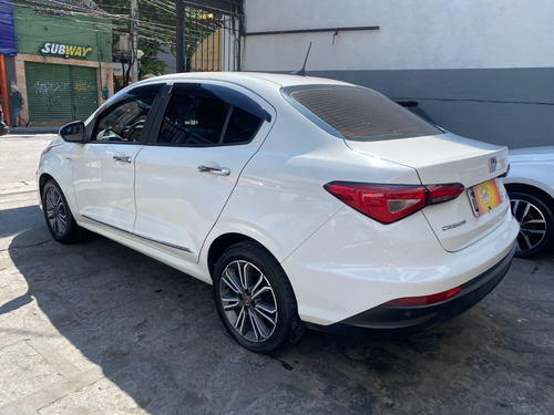 Imagem 4 de 10 de Fiat Cronos Precision 1.8 Automático + Gnv G5