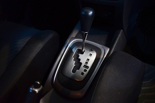 Imagen 13 de 15 de Toyota Avanza 2016 1.5 Premium At