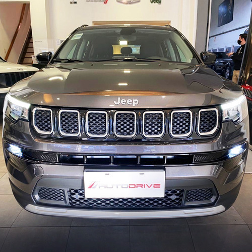 Imagen 2 de 19 de Jeep Compass Longitude At6 1.3 Turbo 270t Oficial