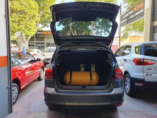 Imagen 6 de 8 de Volkswagen Suran Confortline 1.6 2015
