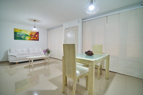 Imagen 2 de 17 de Venta De Apartamento En Crespo