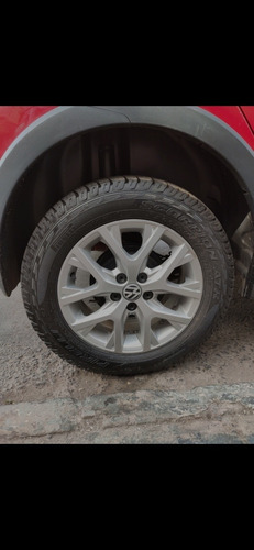 Imagem 3 de 9 de Volkswagen Crossfox 2014 1.6 Vht Total Flex 5p