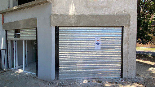 Imagen 6 de 9 de Venta Local Comercial Av. Perón Y Crespo-financion