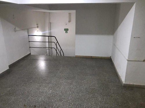 Local U Oficina, Amplio, Dos Plantas, Doble Ingreso - Centro