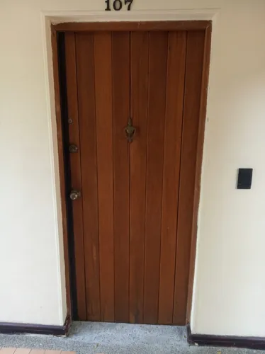Apartamento En La Inferior Con Los Parra (poblado)