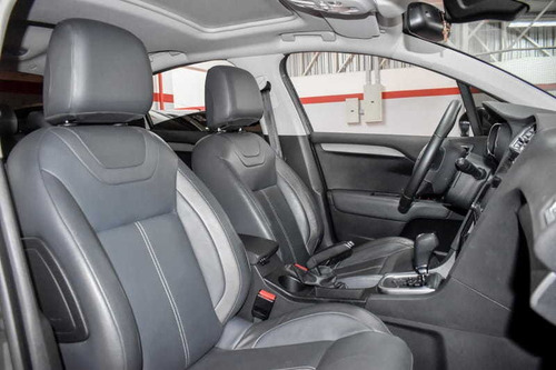 Imagem 8 de 15 de Citroen C4 Lounge Shine 1.6 Turbo Turbo Flex Aut.