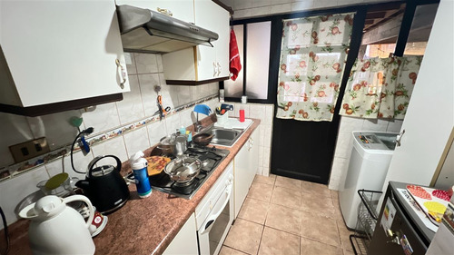 Casa En Venta De 4 Dorm. En Concepción