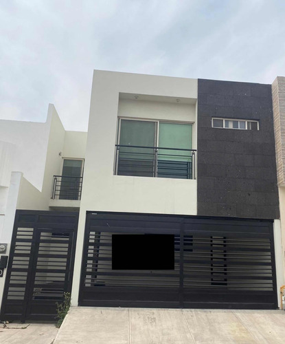 Casa En Venta Cumbres Elite A 2 Cuadras De Leones Mty Nl