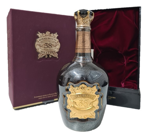 Whisky 700 Mls  Royal Salute  Stone Of Destiny 38 Years Old 