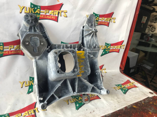 Soporte De Duster Vw Touareg 44490 2005/208 (Usado)