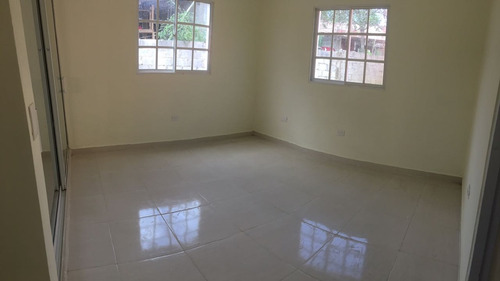 Imagen 6 de 12 de Casas Hermosas Y Baratas En Villa Mella.