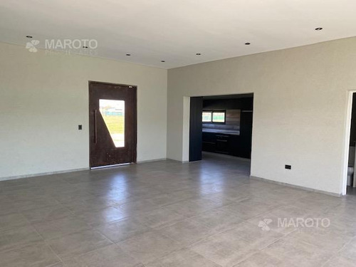 Imagen 6 de 17 de Casa En Venta En Club De Campo Manuel Belgrano - Maroto Propiedades