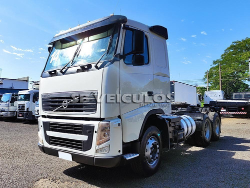 Imagem 3 de 11 de Volvo Fh 540 6x4 2014 Teto Baixo Manual, Sb Veiculos