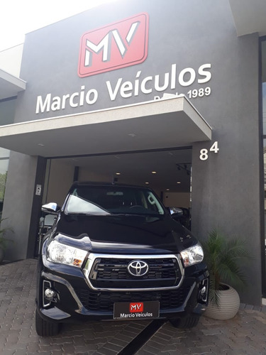 Imagem 3 de 13 de Hilux Srv 4x4 Automática
