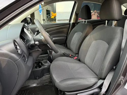 Nissan Versa 1.6 Advance Mt
