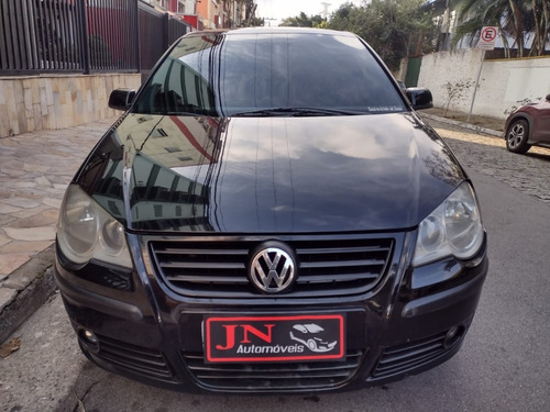 Imagem 3 de 12 de Volksvagem Polo Sedan 2007