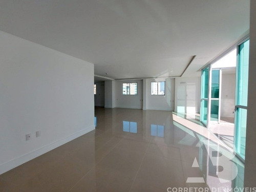 Imagem 5 de 18 de La Brise, Cobertura Nova, 02 Suítes + 02 Demi Suítes, Piscina, Terraço, Espaço Gourmet, 03 Vagas De Garagem, Centro, Balneário Camboriú, Sc. - Co00062 - 69831129
