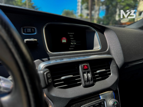 Volvo V40 2.0 T5 R-design Drive-e 5p