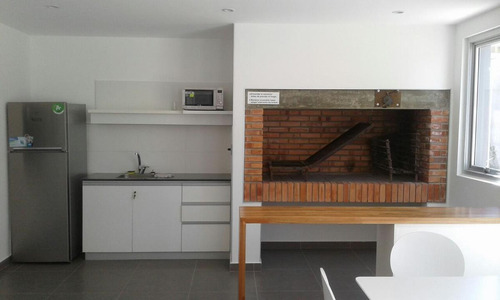 Imagen 5 de 10 de Venta - Apartamento - Con Renta- 3 Dormitorios - Prado - Edificio Ámbar - Américo Vespucio Y Millán- Patricia Campiglia