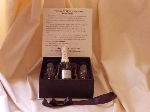 Imagem 4 de 5 de 4 Caixas Para Padrinhos Cabe 1chandon2 Taçasconvite Casament
