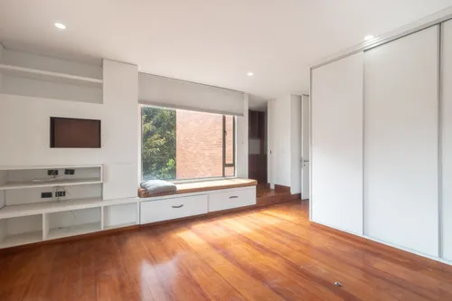 Apartamento En Venta En Los Rosales. Cod V15140