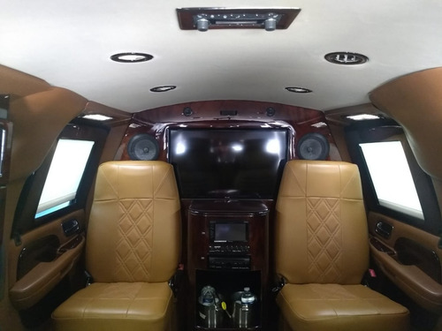Imagen 9 de 14 de Cadillac-escalade-bellovan Grand Magnate Limo Nivel Iii +