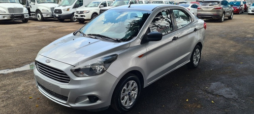 Imagen 1 de 15 de Ford Figo 2016 1.5 Energy Sedan Mt