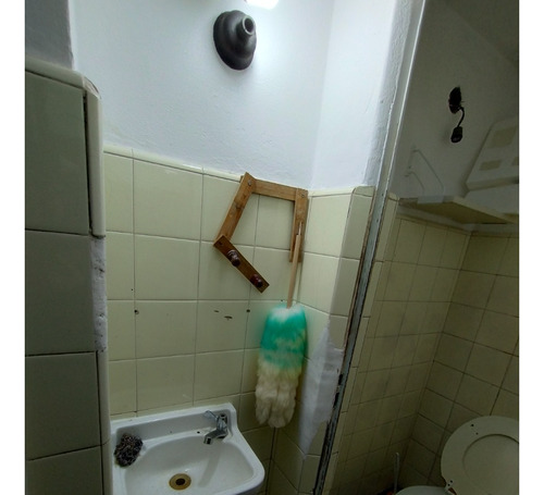 Local En Venta En Liniers Para Inversion - Caaguazu Y Guamini