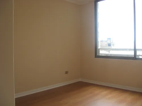 Arriendo Dpto Tipo Estudio / Metro Santa Ana