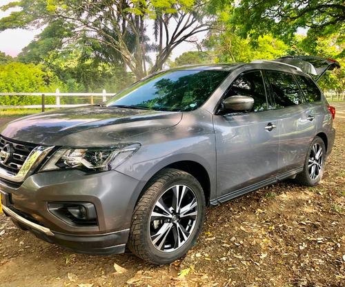 Nissan Pathfinder Exclusive 3,5 Cc Como Nueva